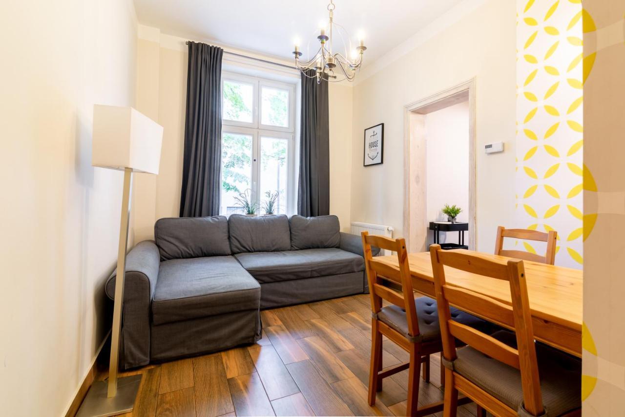 Apartamenty Przy Plazy ソポト エクステリア 写真
